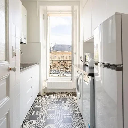 Apartment Le Marais, Fantastic View On Archives Nationales *